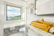 Corner Suite