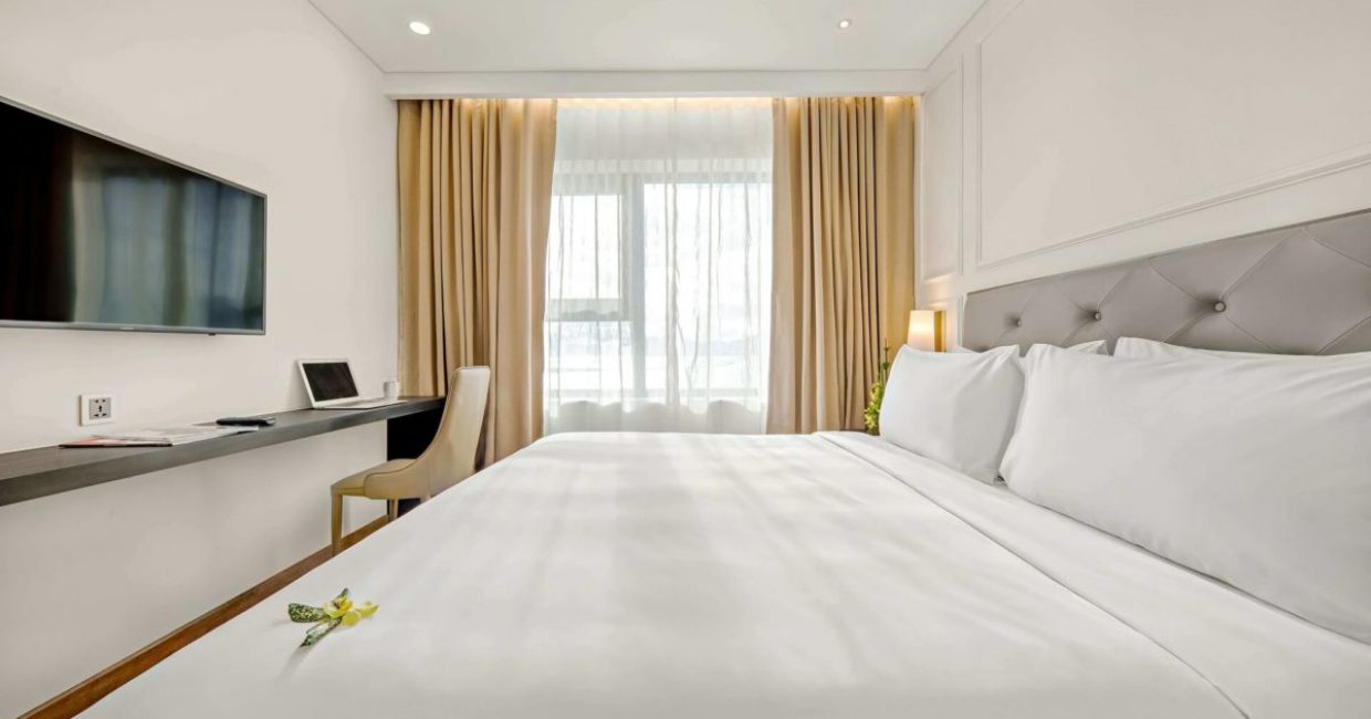 Corner Suite