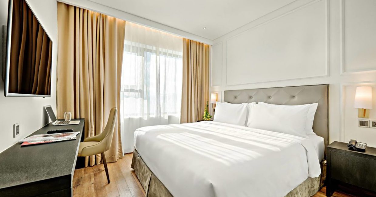 Corner Suite