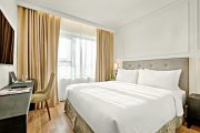 Corner Suite