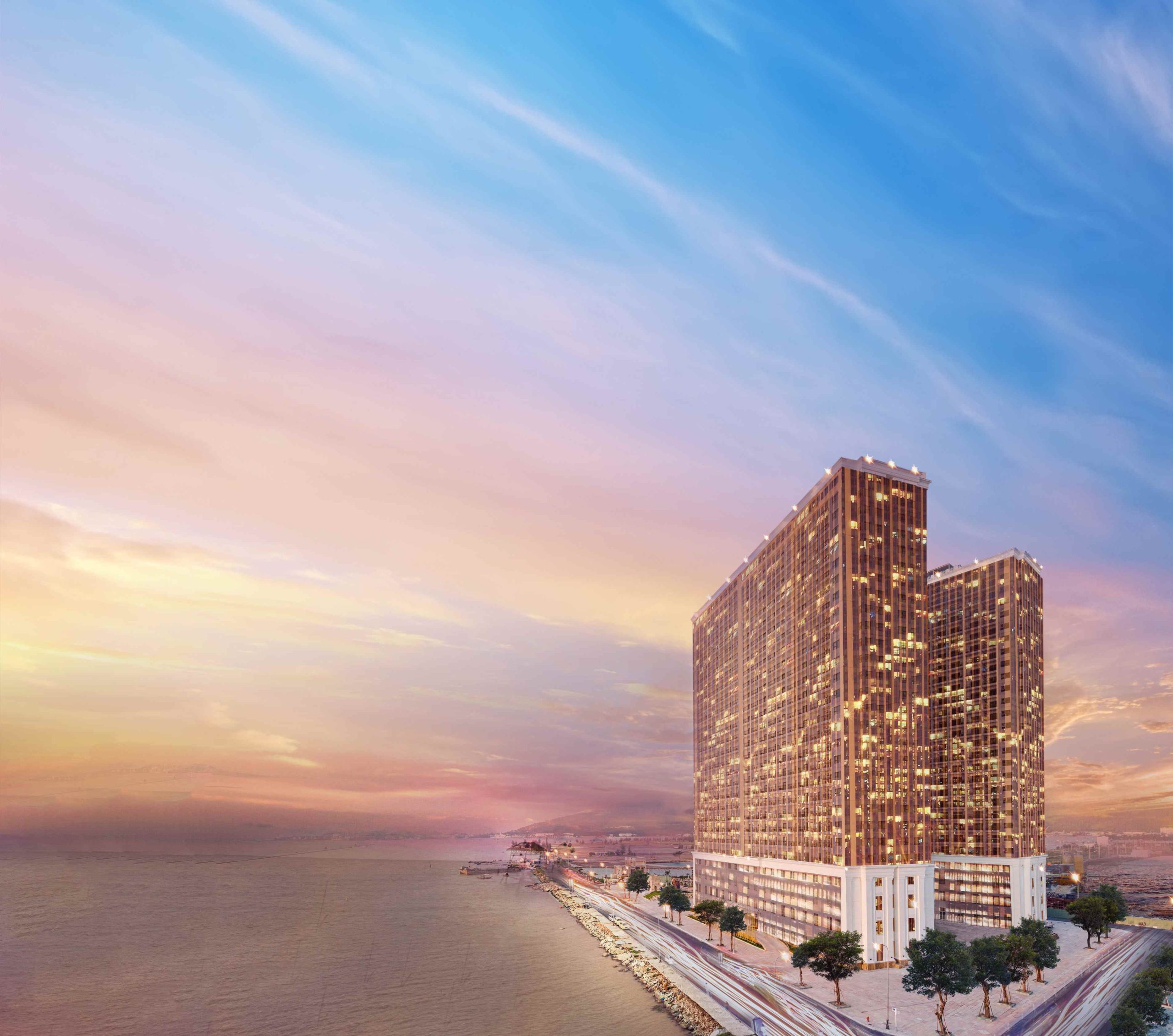 Wyndham Danang Golden Bay Hotel