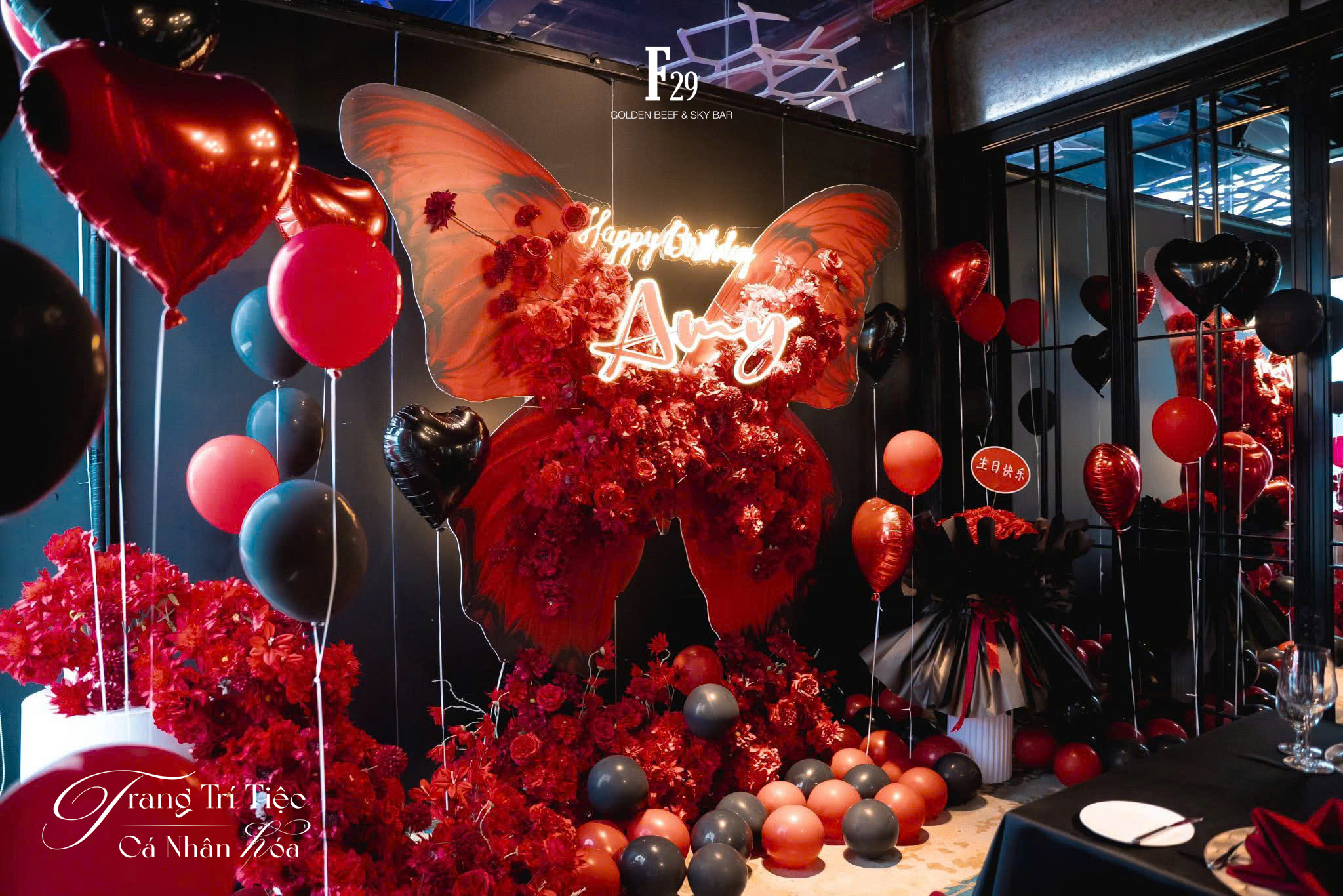 Private Dining Room at F29 Golden Beef & Sky Bar – A Luxury Venue for Birthday Parties, Family Celebrations, and Business Meetings in Da Nang